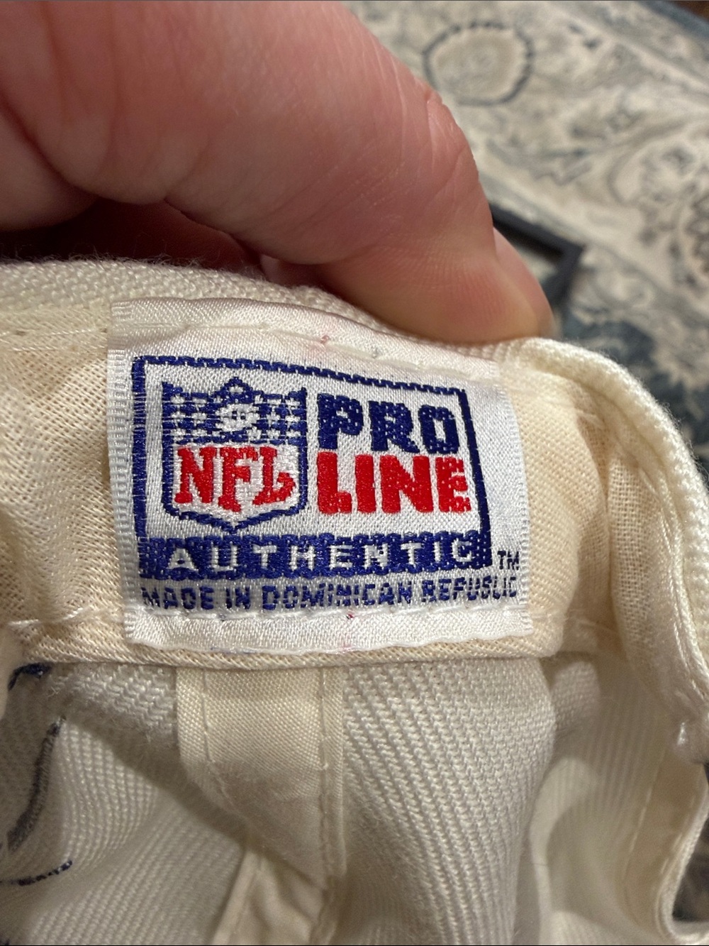 Vintage Dallas Cowboys Hat from the 1990s - Picture 7 of 9